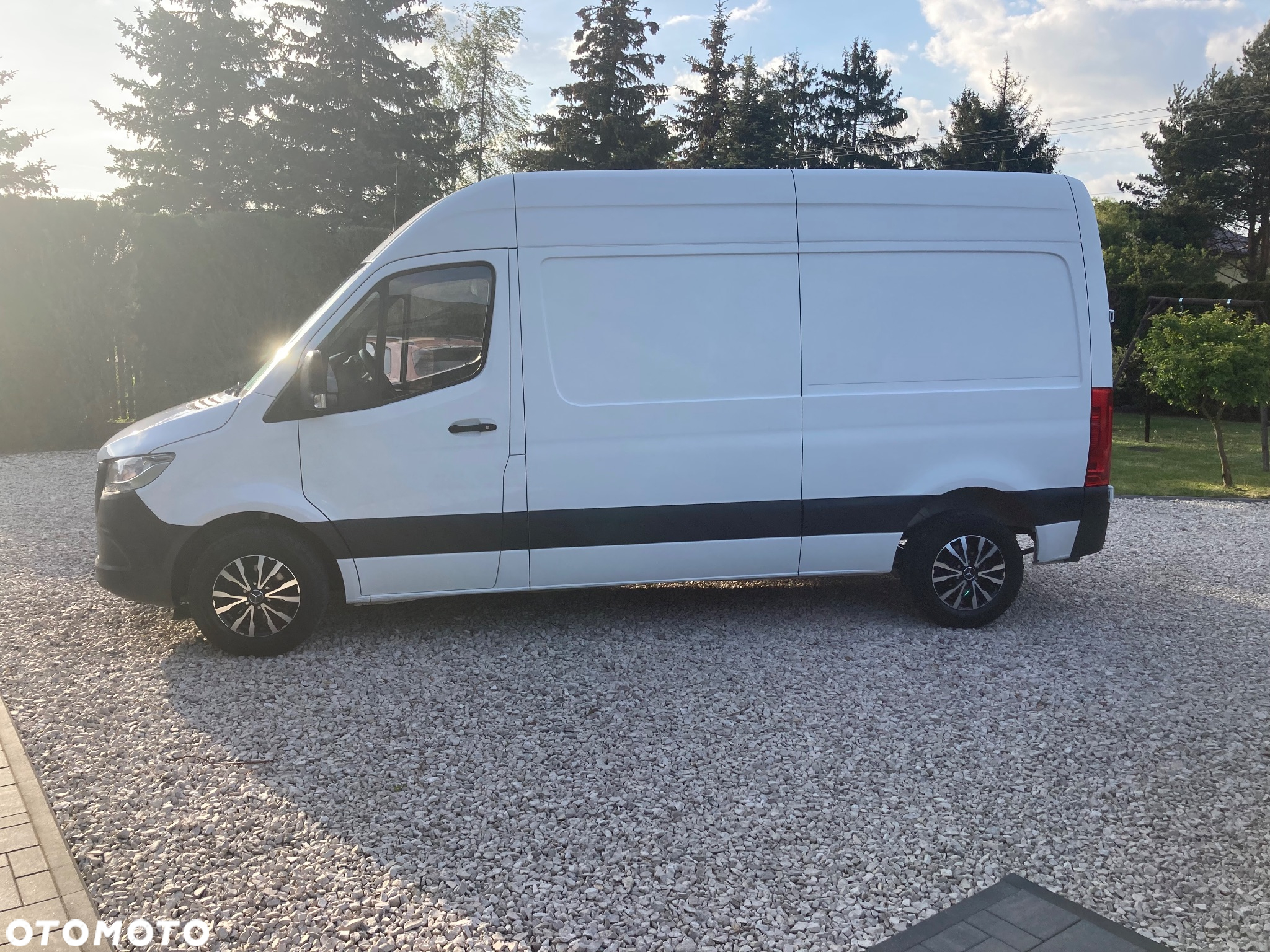 Mercedes-Benz Sprinter - 8