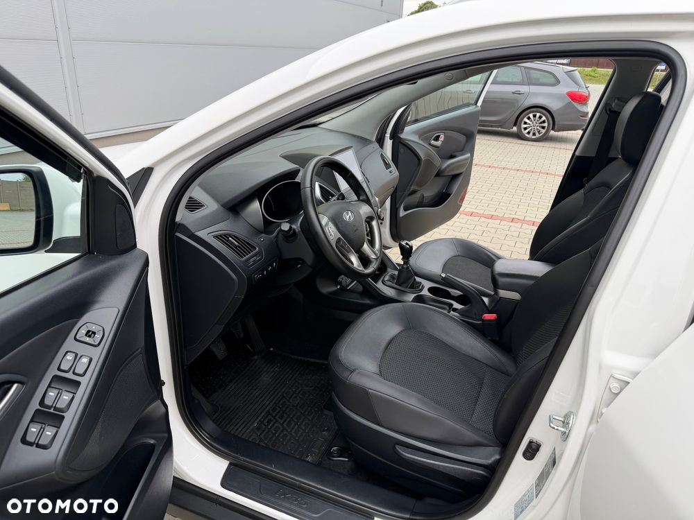 Hyundai ix35 1.6 2WD blue Style - 20