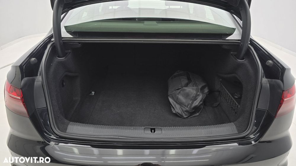 Audi A4 30 TDI S tronic - 25
