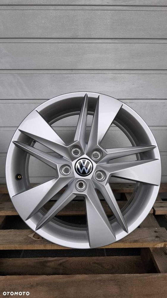 Felgi aluminiowe Vw Passat B8 Audi Skoda 17" 5x112 Et41 (OL674F) - 4