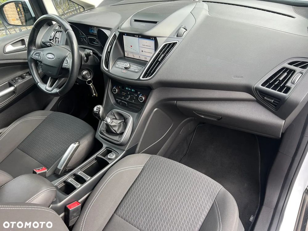Ford C-MAX - 17