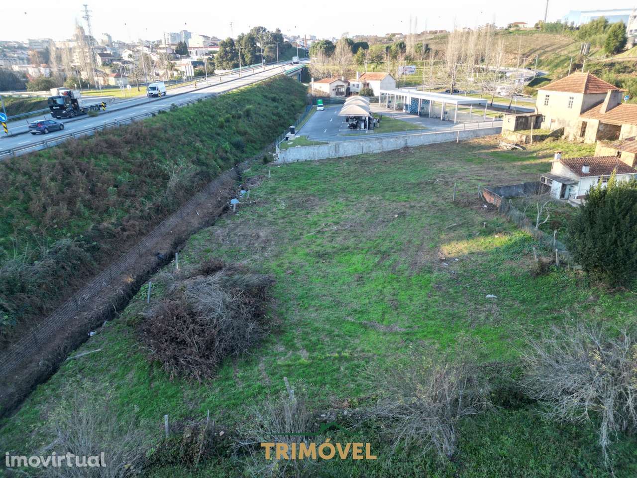 Moradia para restaurar na Avenida da Liberdade - Grande imagem: 4/24