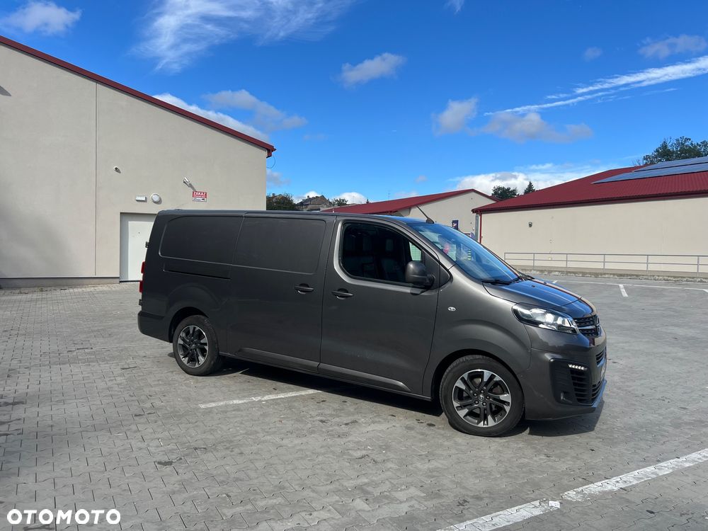 Opel Vivaro C - 10