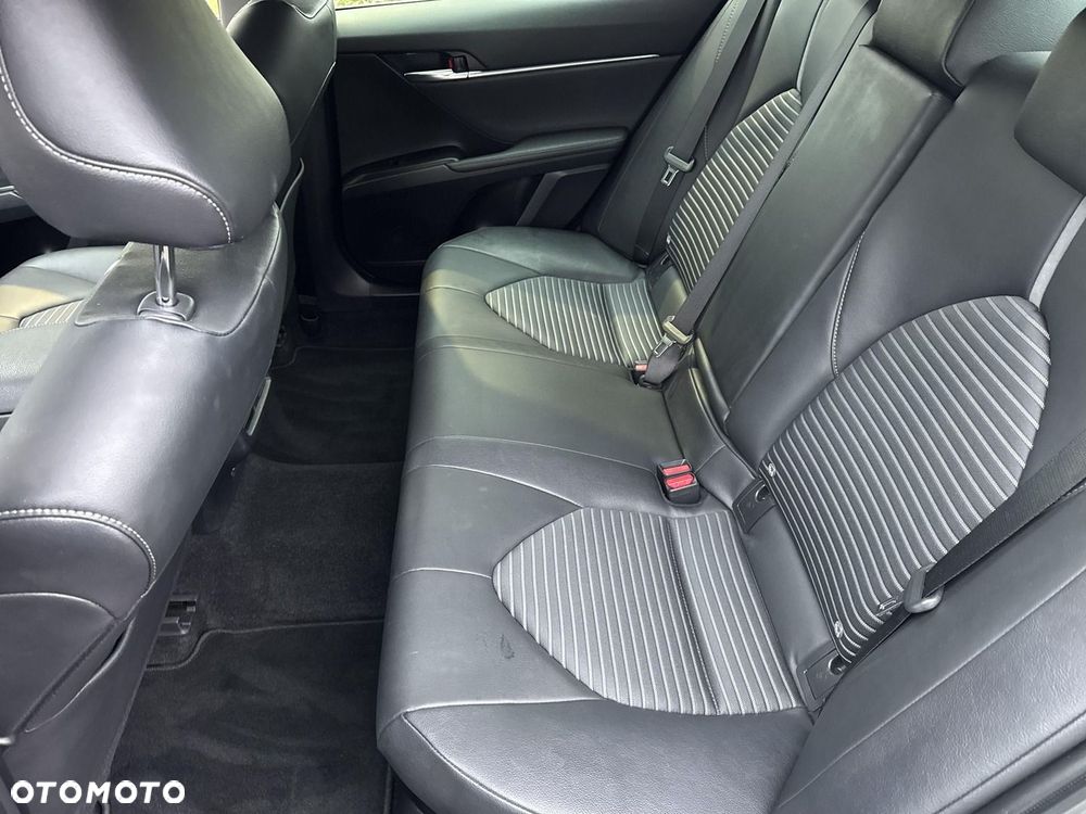 Toyota Camry 2.5 Hybrid Prestige CVT - 12