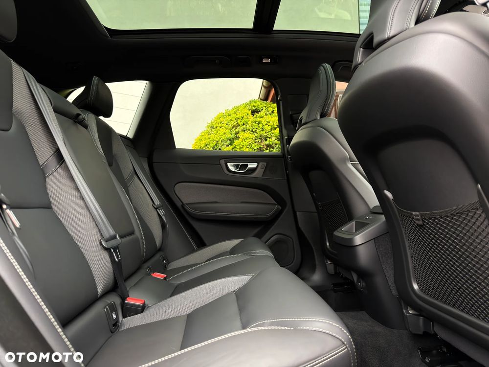 Volvo XC 60 B4 D AWD Geartronic RDesign - 9