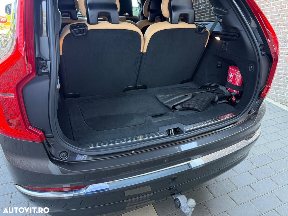 VOLVO XC90 2025 — imagine 32