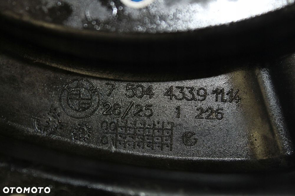 E63 E60 E53 4.4 V8 N62B44A OSŁONA DEKIEL SILNIKA - 2