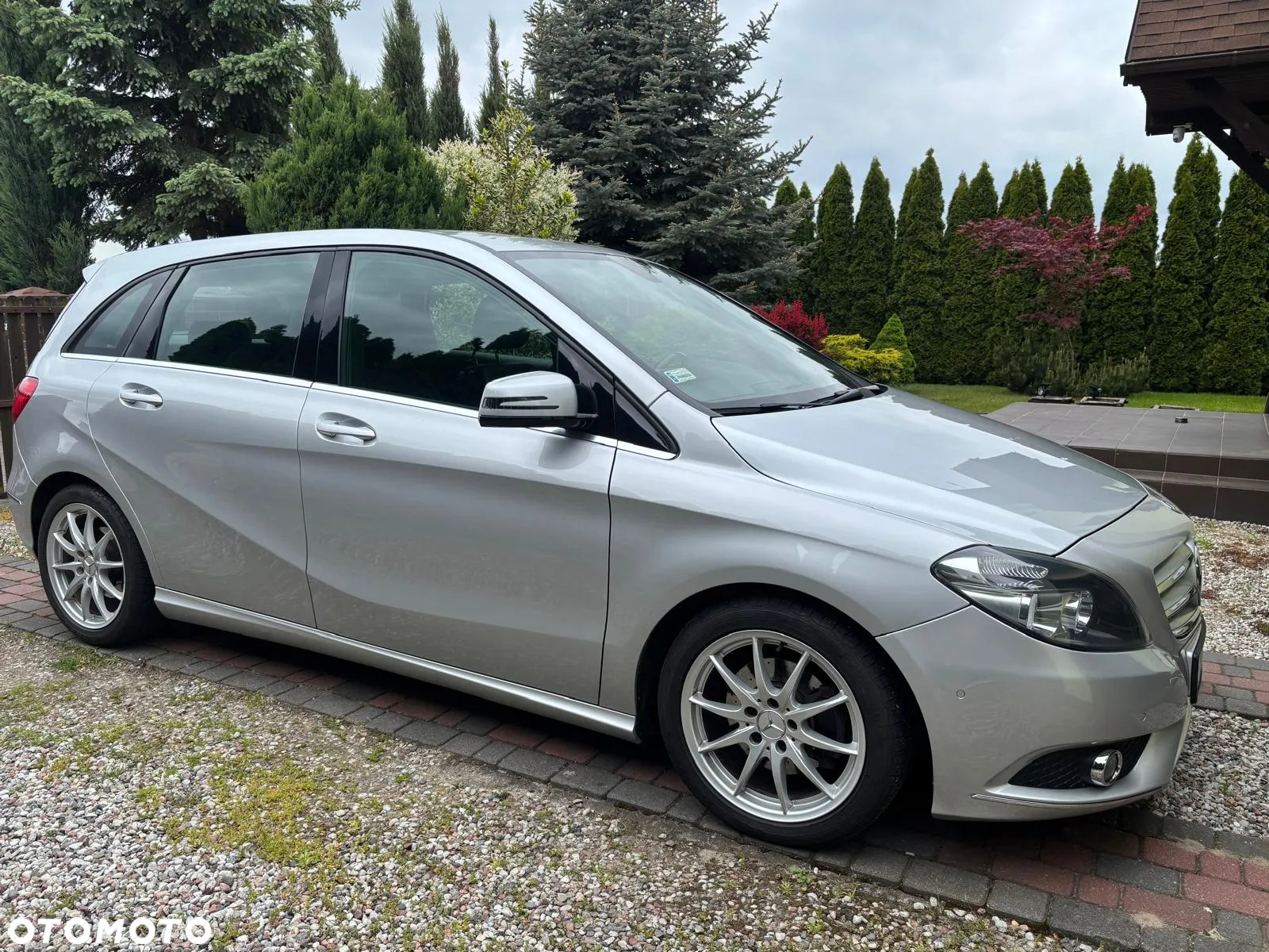 Mercedes-Benz Klasa B 180 - 3