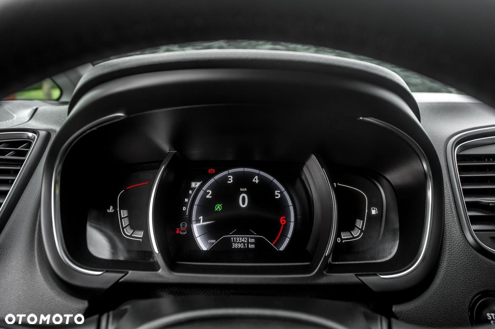 Renault Scenic ENERGY TCe 140 EDC LIMITED - 24