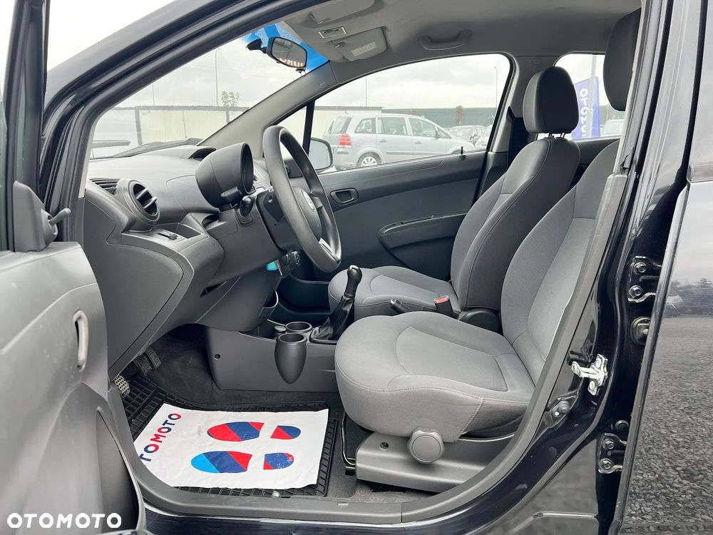 Chevrolet Spark 1.0 Base - 11