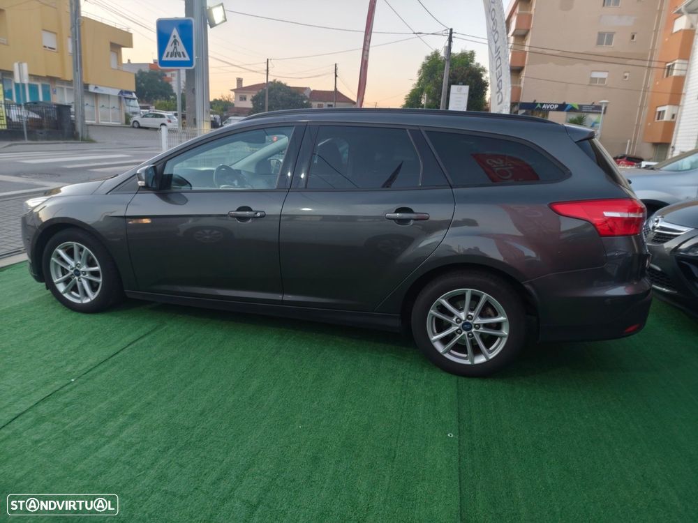 Ford B-Max 1.5 TDCi Titanium - 34