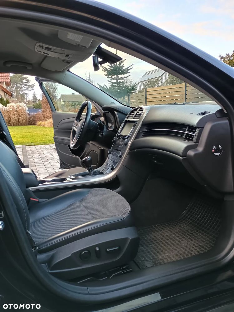 Chevrolet Malibu 2.0 MT LT+ - 12