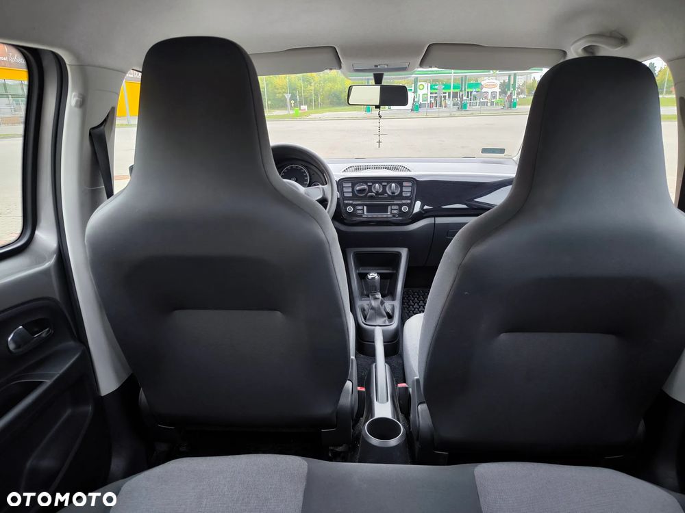 Volkswagen up! 1.0 move - 8