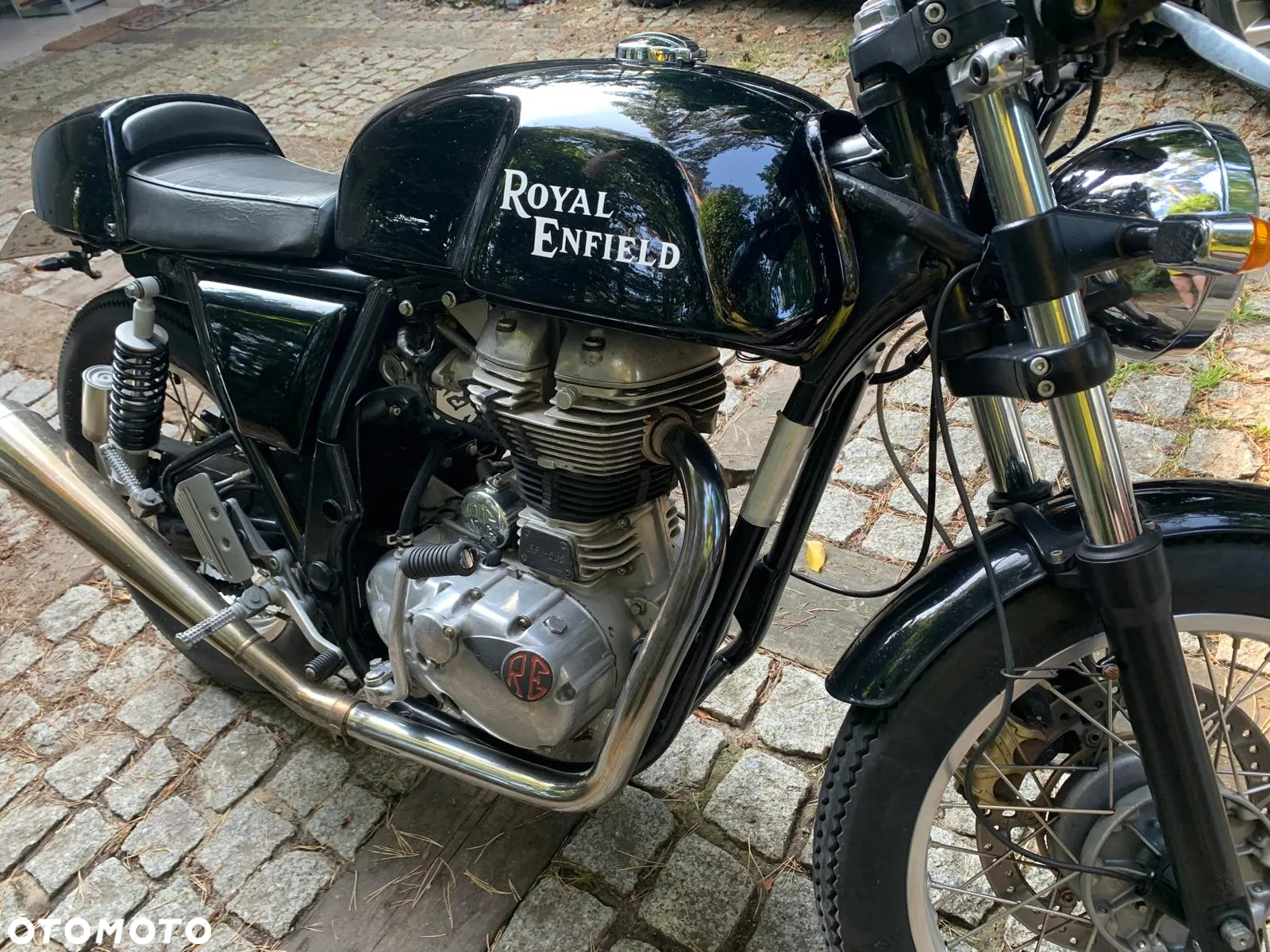 Royal Enfield Continental - 13
