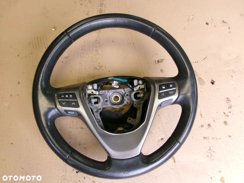 KIEROWNICA SKÓRA TOYOTA VERSO 09-14 - 1