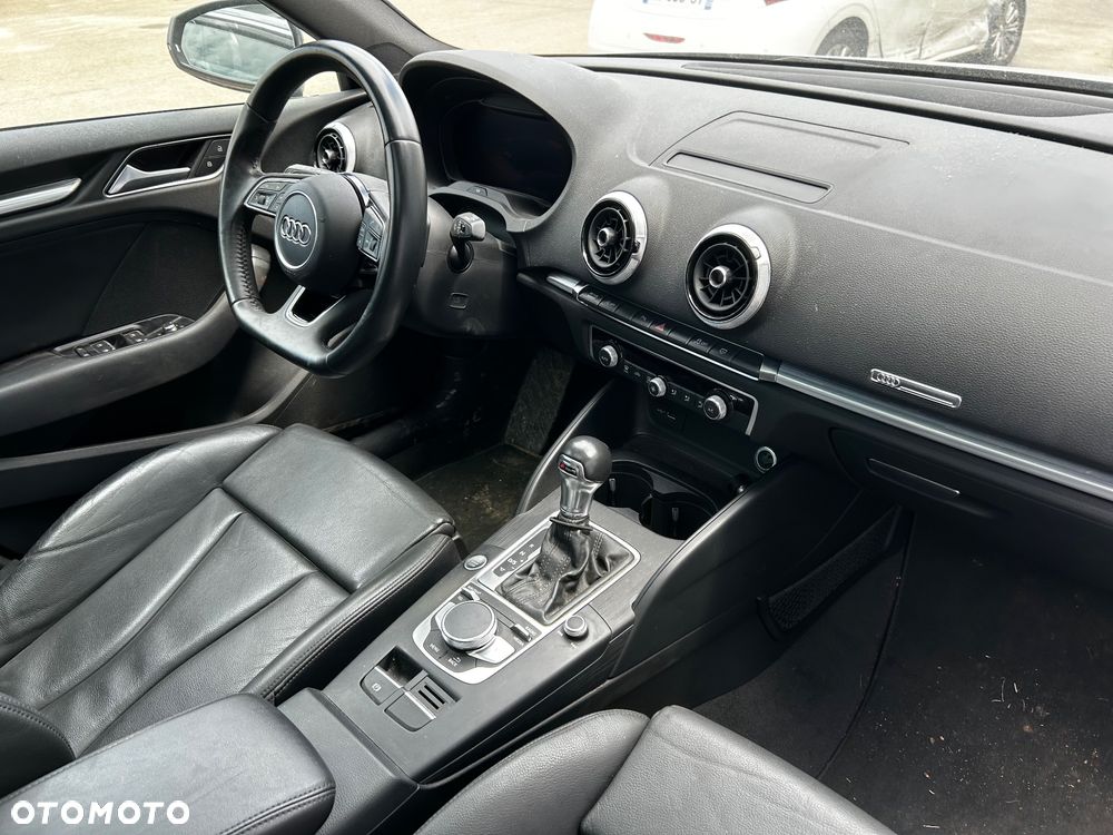 Audi A3 Sportback - 12