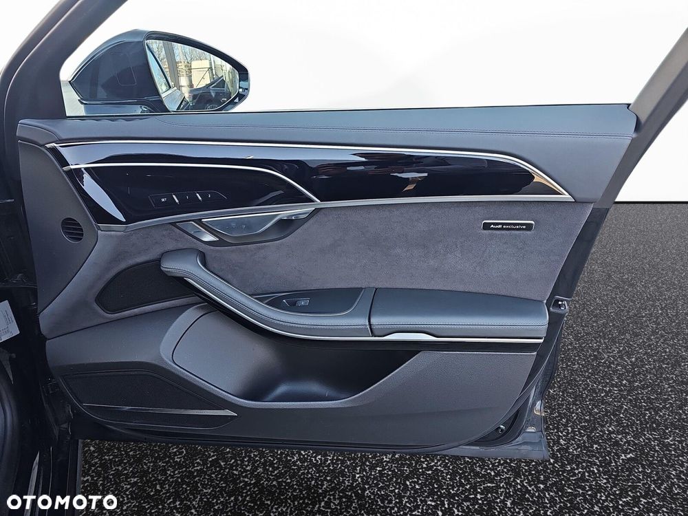 Audi A8 - 28