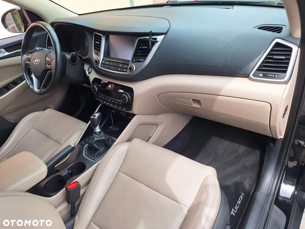 Hyundai Tucson 2.0 CRDI GO 4WD - 23