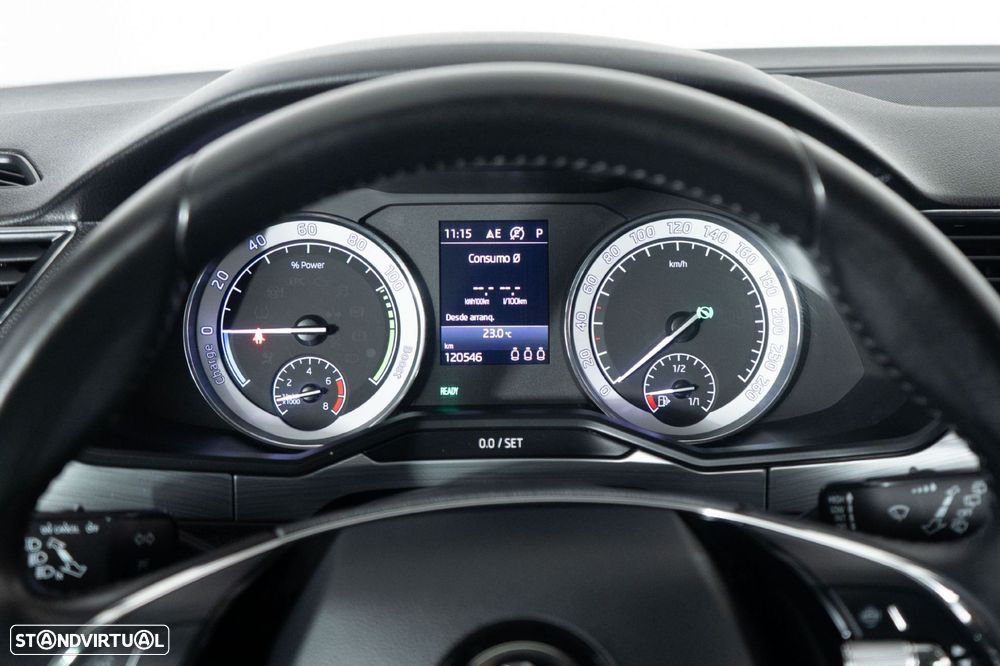 Skoda Superb 1.4 TSI iV Style DSG - 19