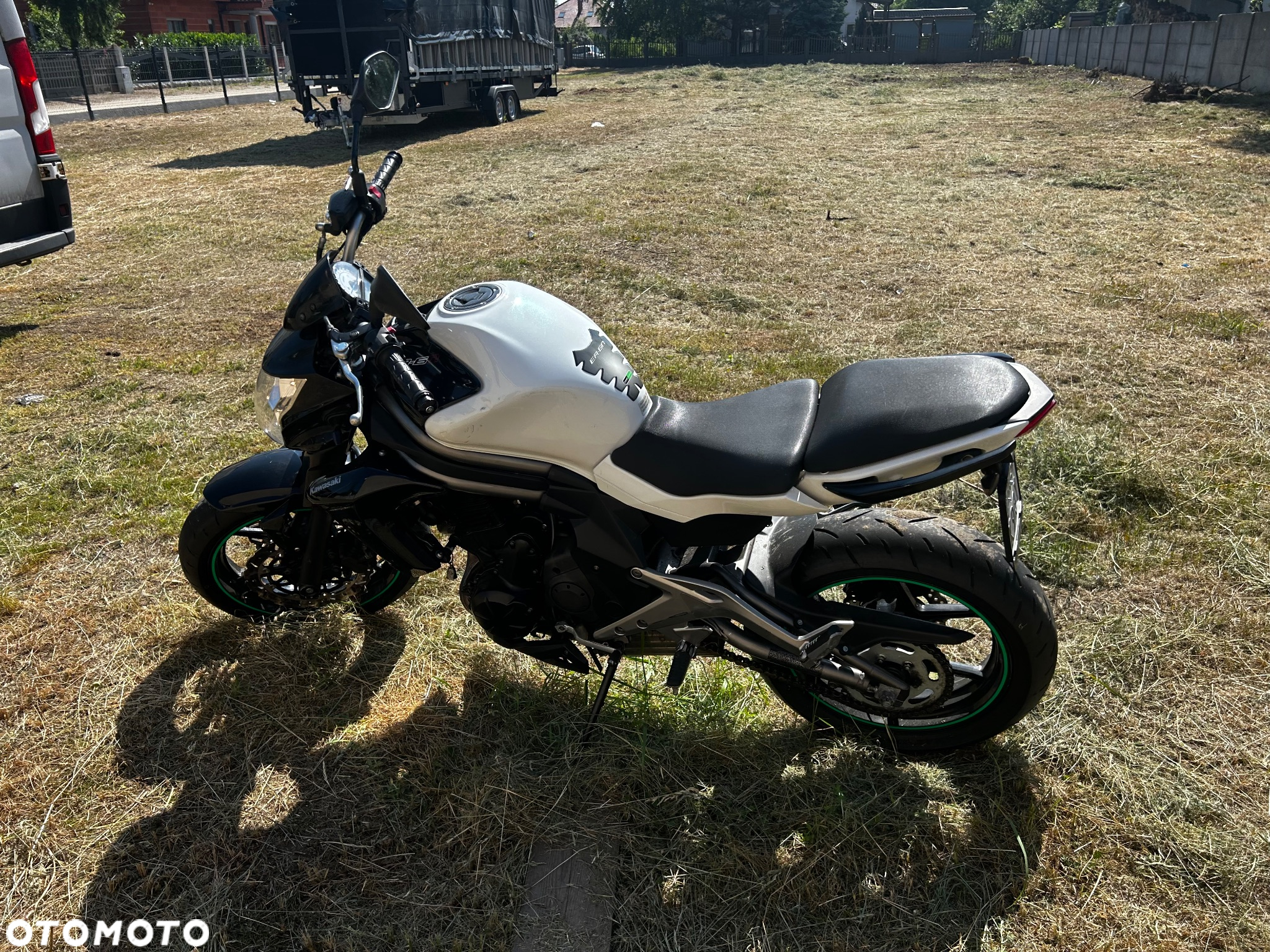 Kawasaki ER - 11