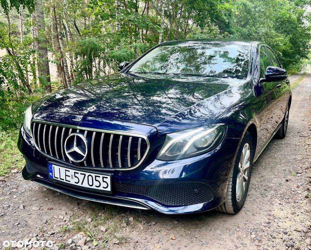 Mercedes-Benz Klasa E 220 d 4-Matic Business Edition 9G-TRONIC - 1