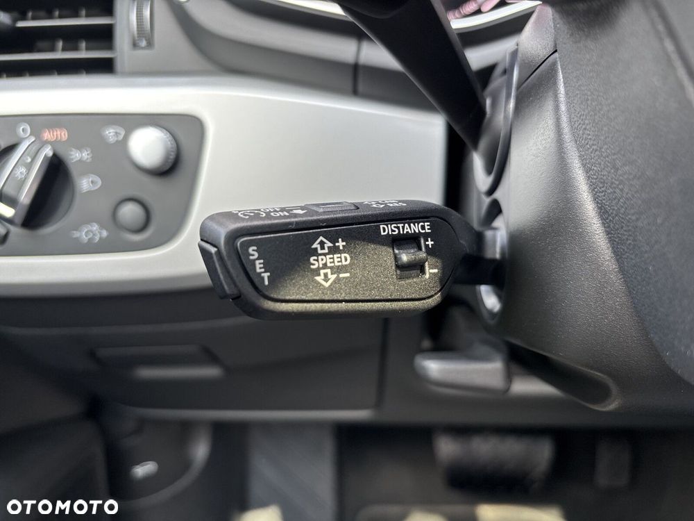 Audi A4 Limousine 40 TDI mHEV Quattro Advanced S tronic - 23