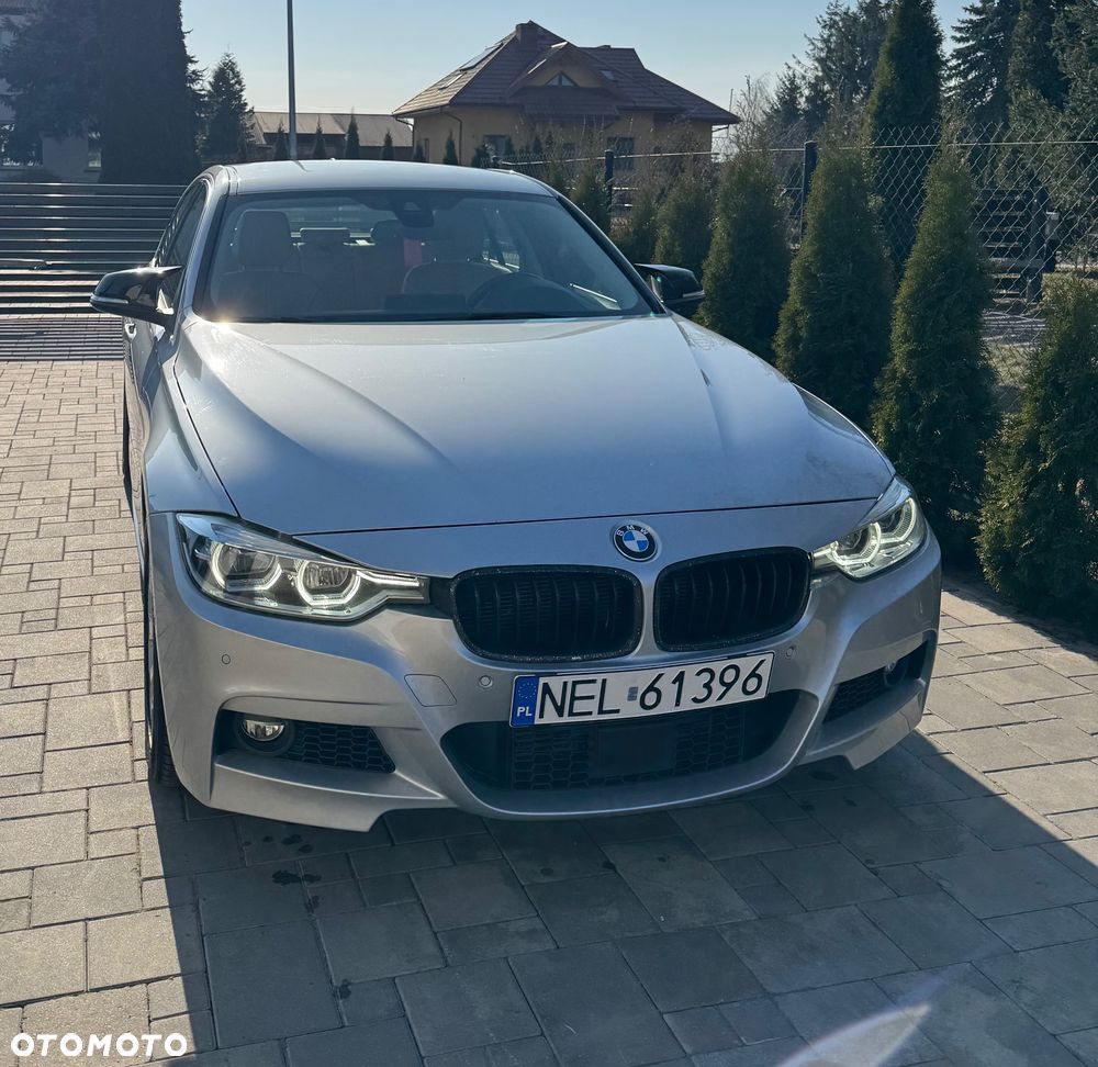 BMW Seria 3 330d xDrive M Sport - 1