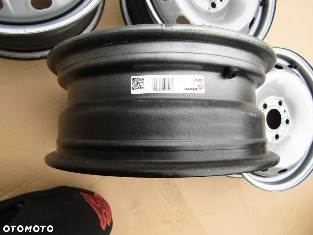 4x Felgi 16 Renault Trafic III Opel Vivaro II 6j 5x114,3 ET50 - 13