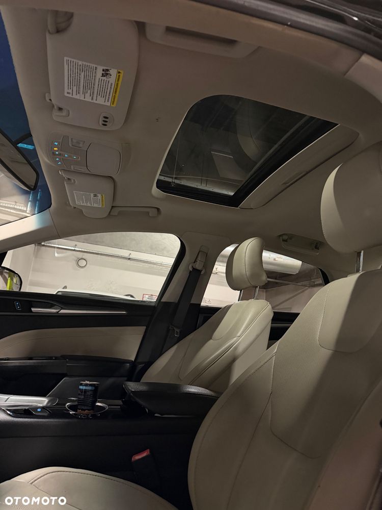 Ford Fusion - 20