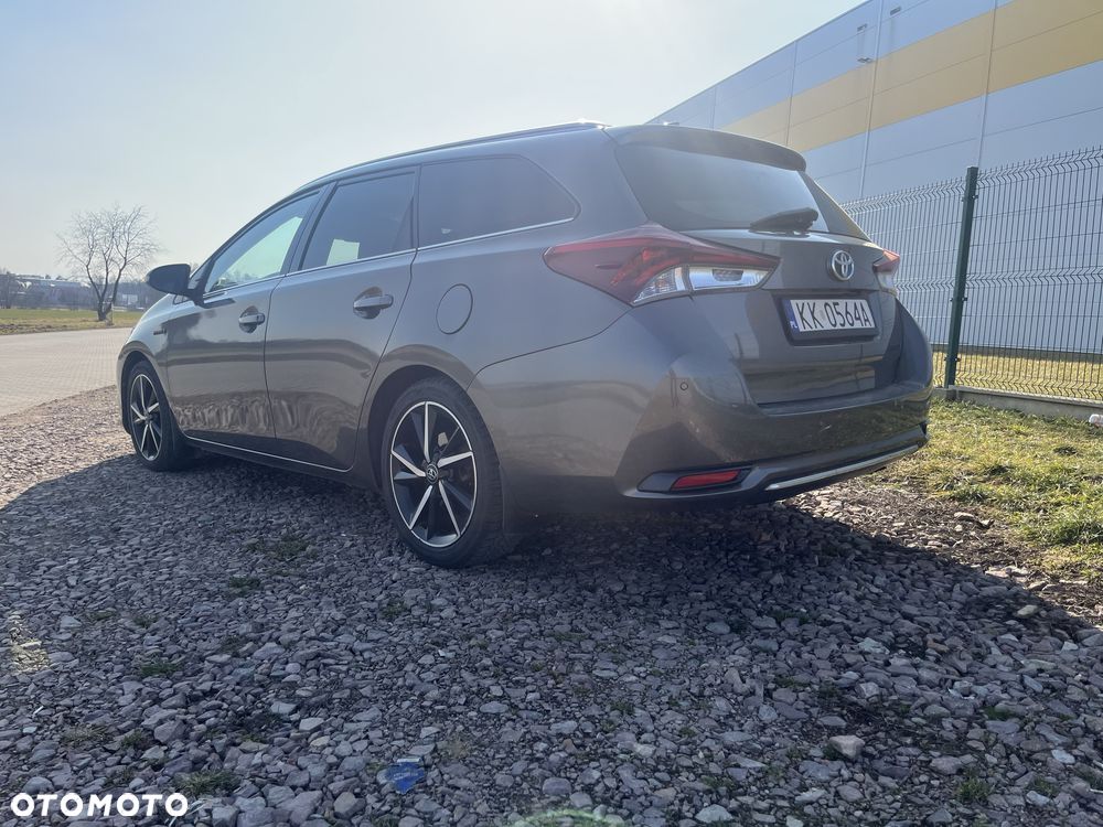 Toyota Auris - 4