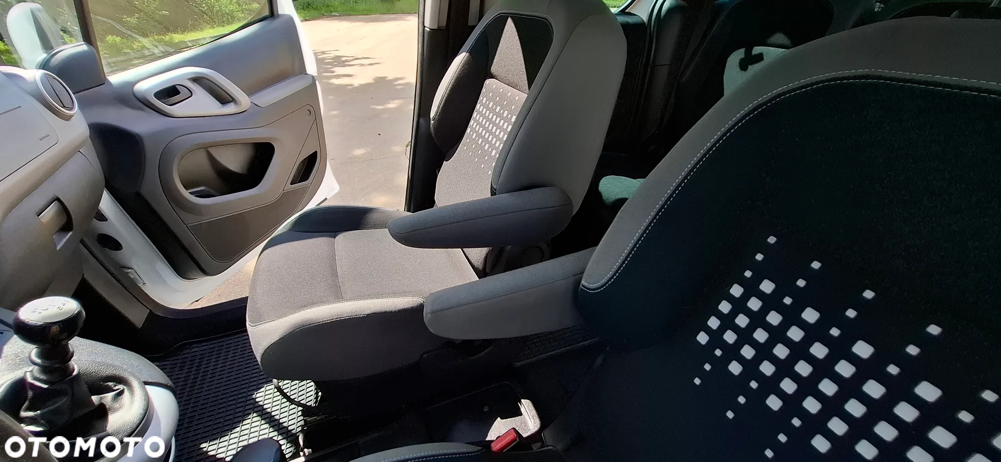 Citroën Berlingo Multispace BlueHDi 120 S&S SHINE - 15
