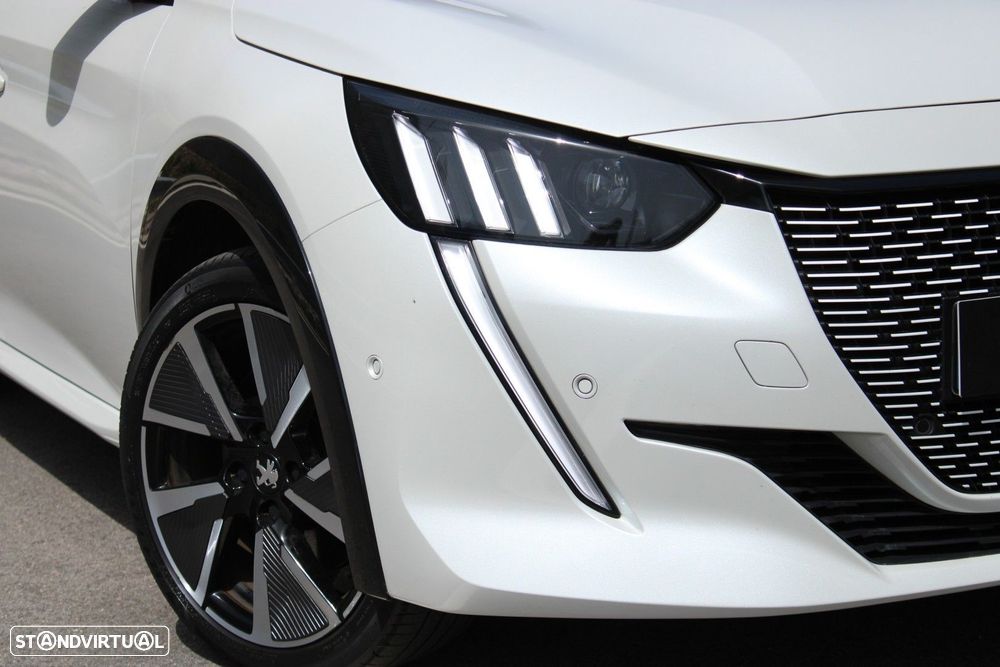 Peugeot e-208 50 kWh GT Pack - 10