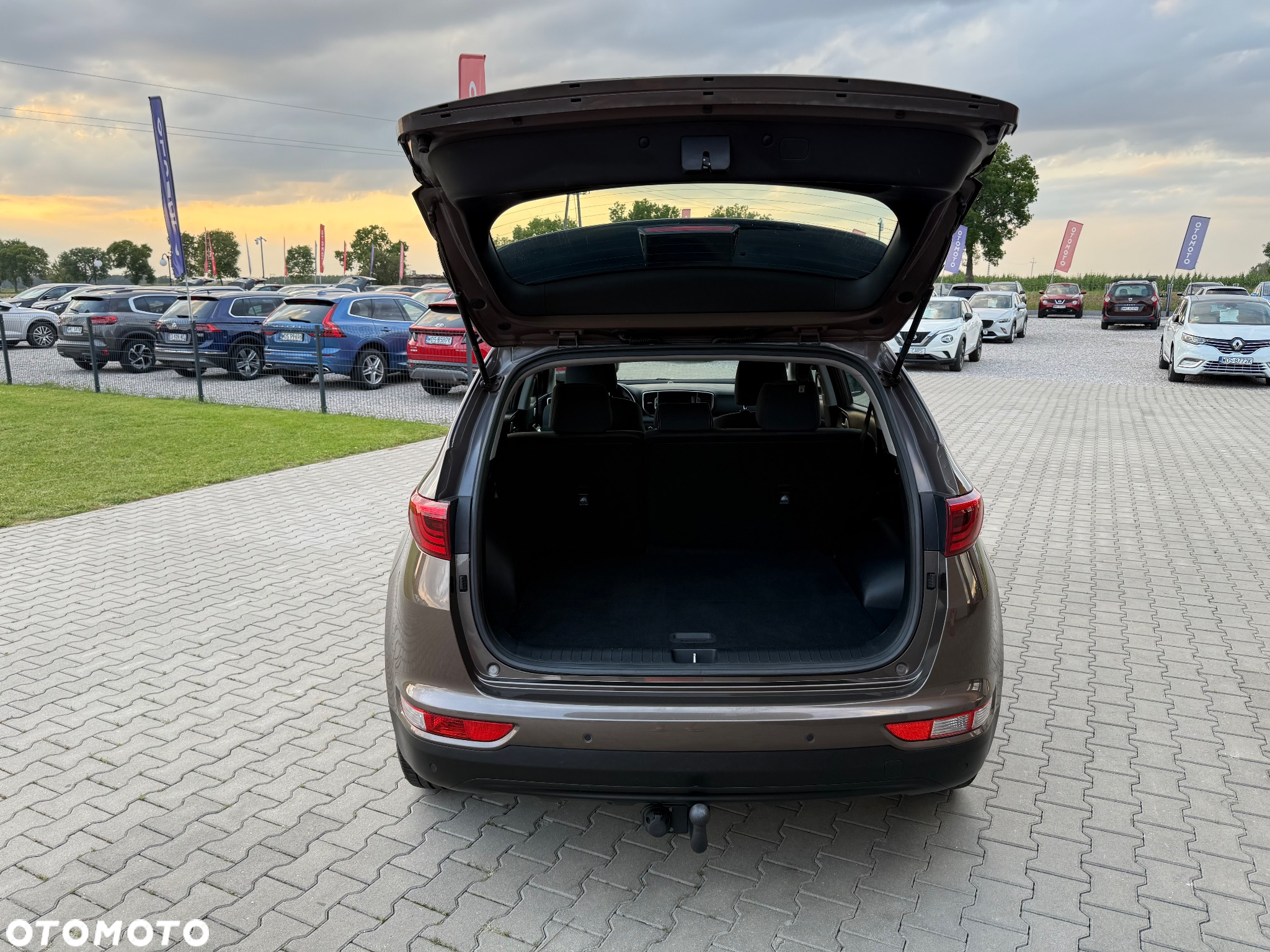 Kia Sportage 1.7 CRDI Business Line M 2WD - 27