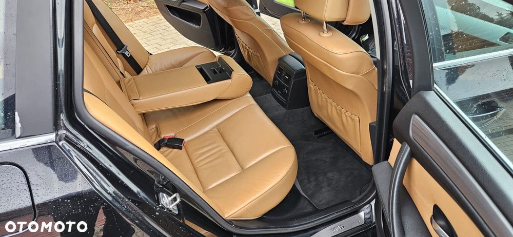 BMW Seria 5 520d Touring Edition Sport - 20