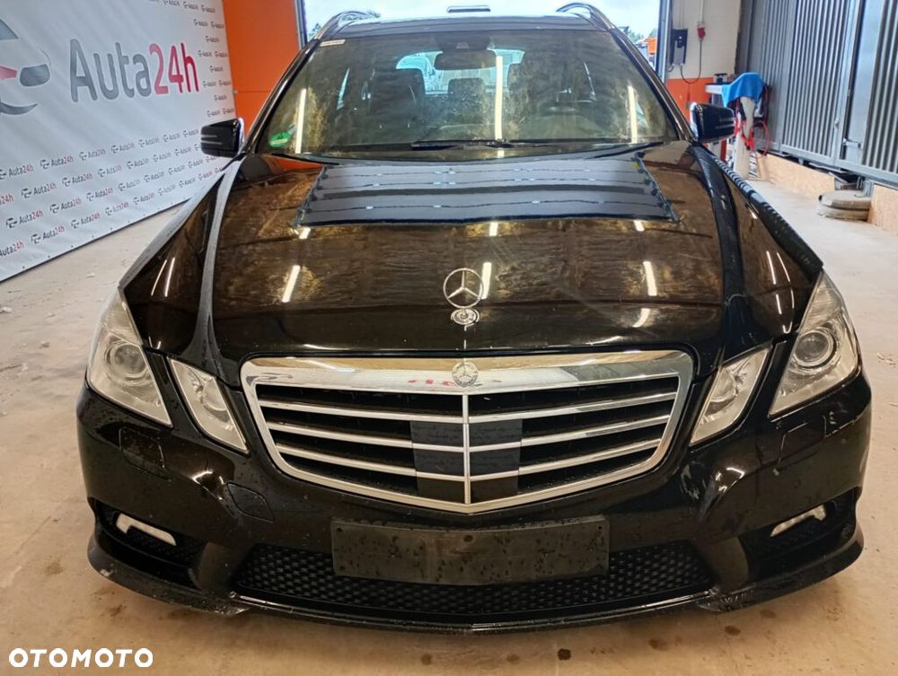 Mercedes-Benz Klasa E 350 CDI DPF BlueEFFICIENCY 7G-TRONIC Avantgarde - 2