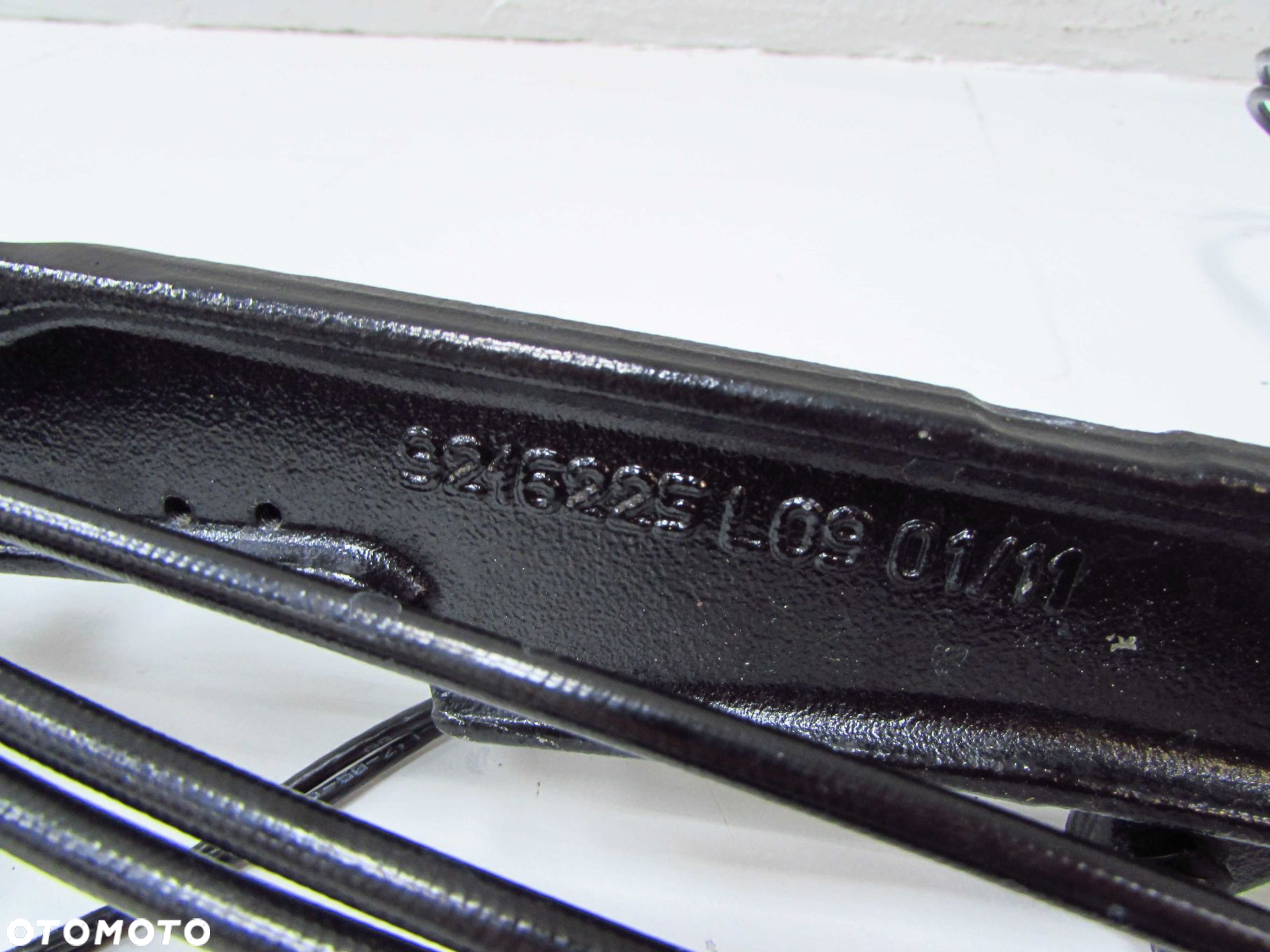 VOLVO C70 II 06-13 ZAWIAS RAMIE RAMA DACHU PRAWA STRONA 31256475 - 7
