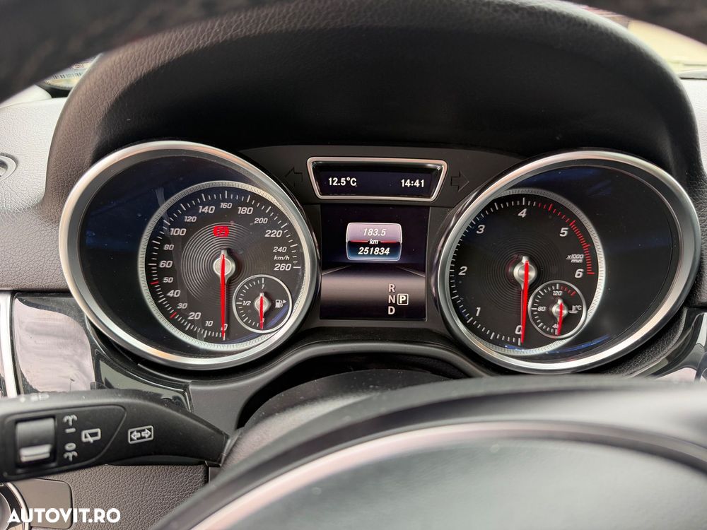 Mercedes-Benz GLE 350 d 4MATIC - 3