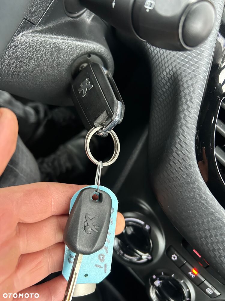 Peugeot 208 PureTech 100 Active Pack - 35