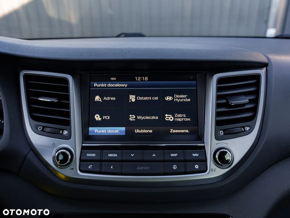 Hyundai Tucson blue 1.7 CRDi 2WD DCT Premium - 36