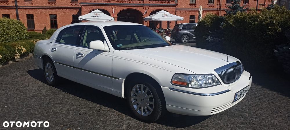 Lincoln Town Car 4.6 Signature - 2