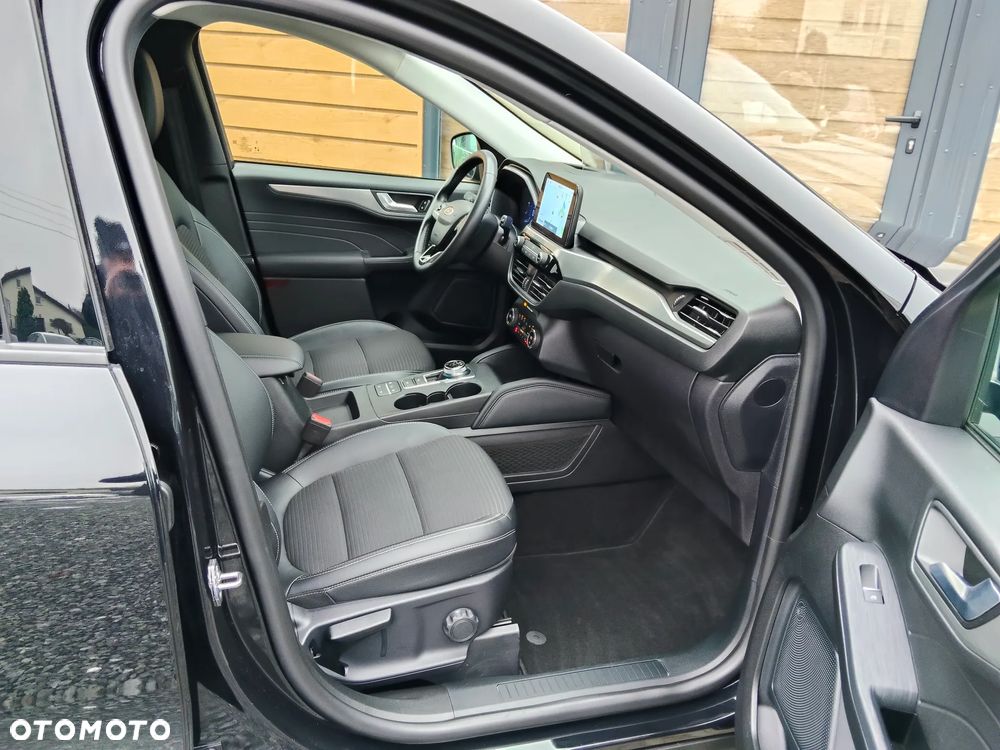 Ford Kuga 2.0 EcoBlue 4x4 TITANIUM X - 24