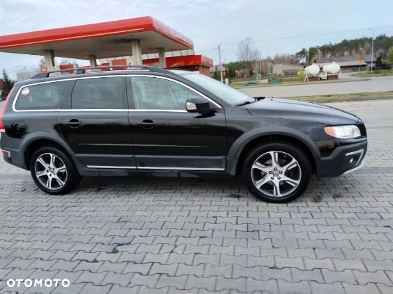 Volvo XC 70 T6 AWD Geartronic Momentum - 3