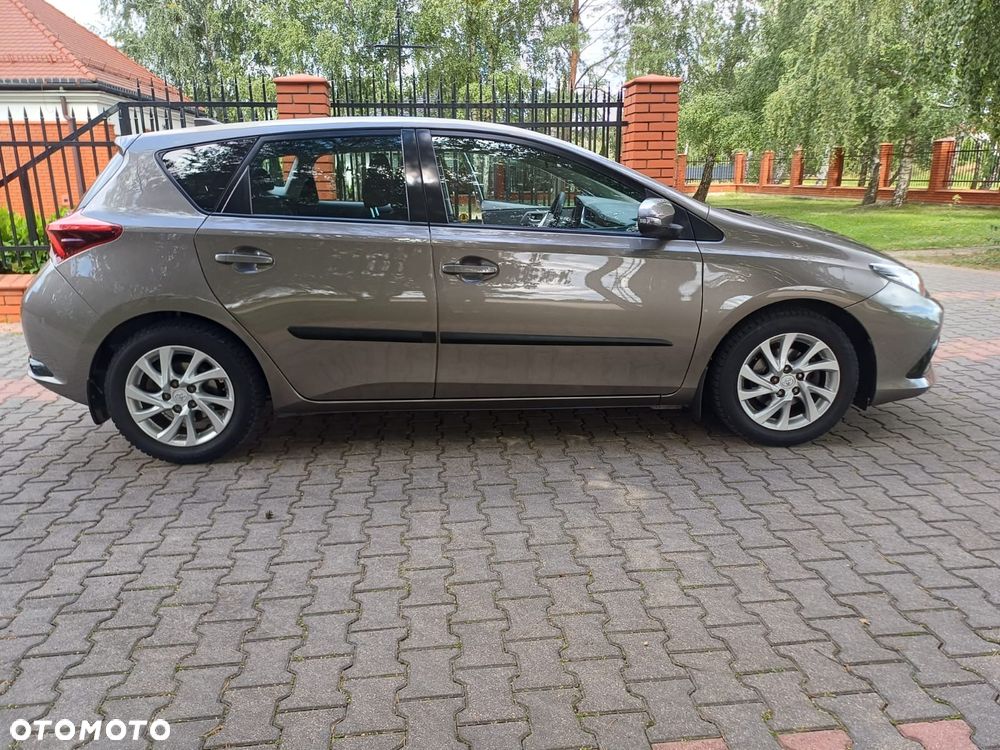 Toyota Auris 1.33 VVT-i Active - 34