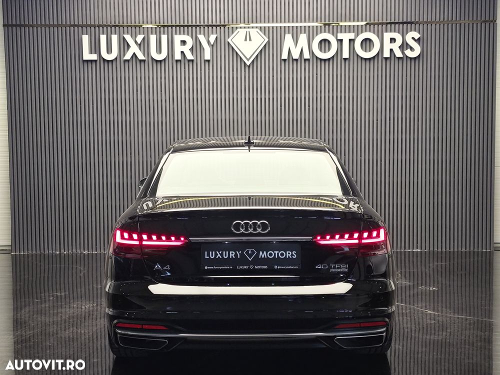 Audi A4 40 TFSI quattro S tronic S line - 32