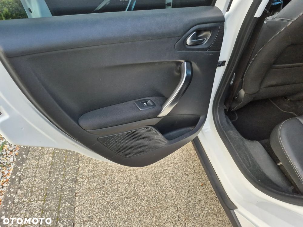 Peugeot 2008 PureTech 110 Stop&Start EAT6 Active - 12