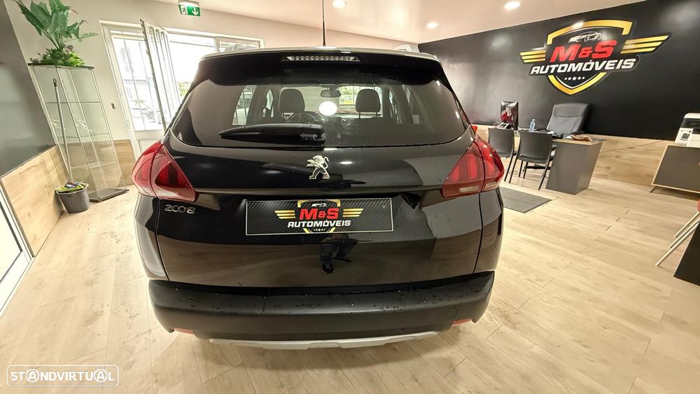 Peugeot 2008 PureTech 130 Allure - 5