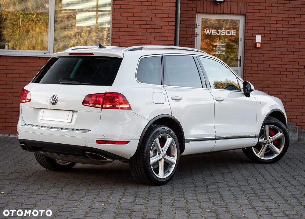 Volkswagen Touareg 3.0 V6 TDI SCR Blue Motion DPF Automatik Executive Edition - 13