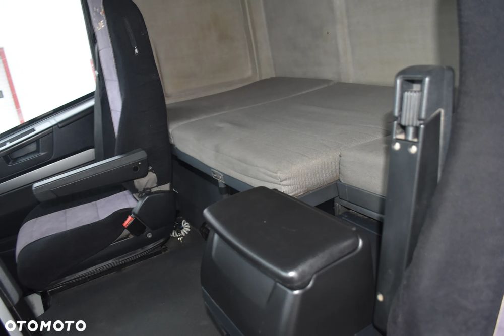 Iveco Stralis 460 - 18