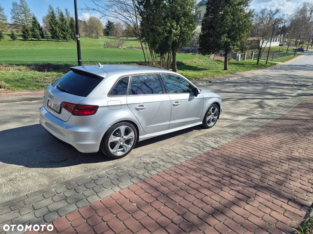 Audi A3 Sportback 2.0 TDI - 4
