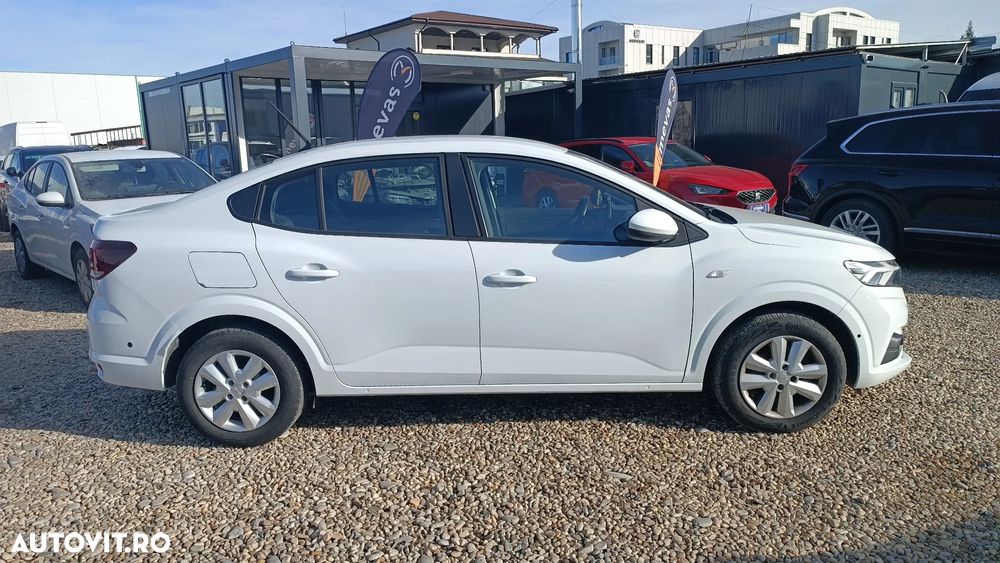 Dacia Logan TCe 90 MT6 Prestige - 4